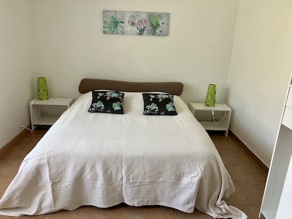 Chambre parentale Gîte Isis Antigny